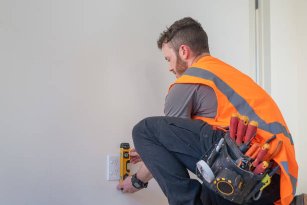 Best Circuit Breaker Repair  in Burien, WA
